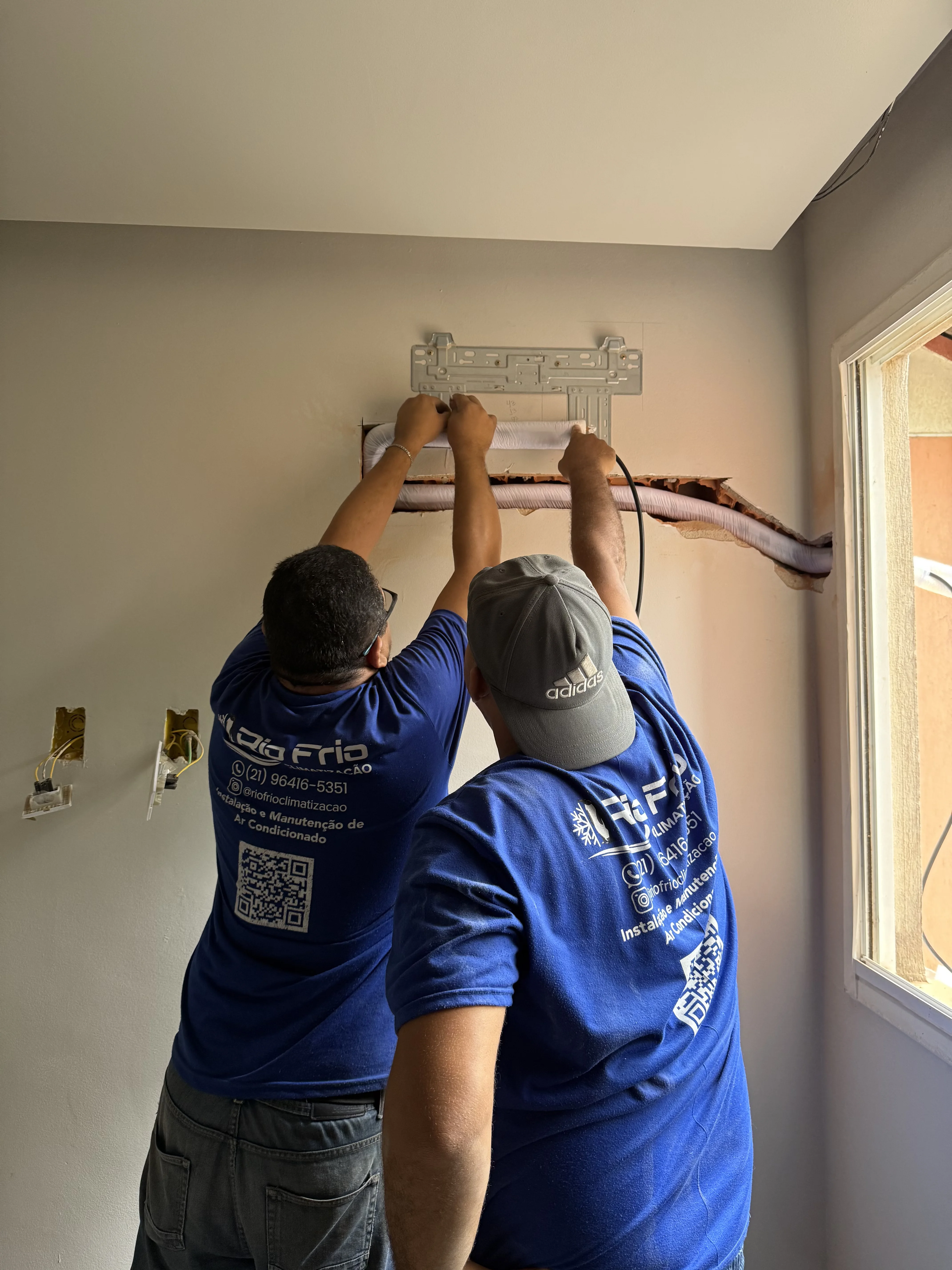 Equipe Rio Frio em atendimento - foto 3