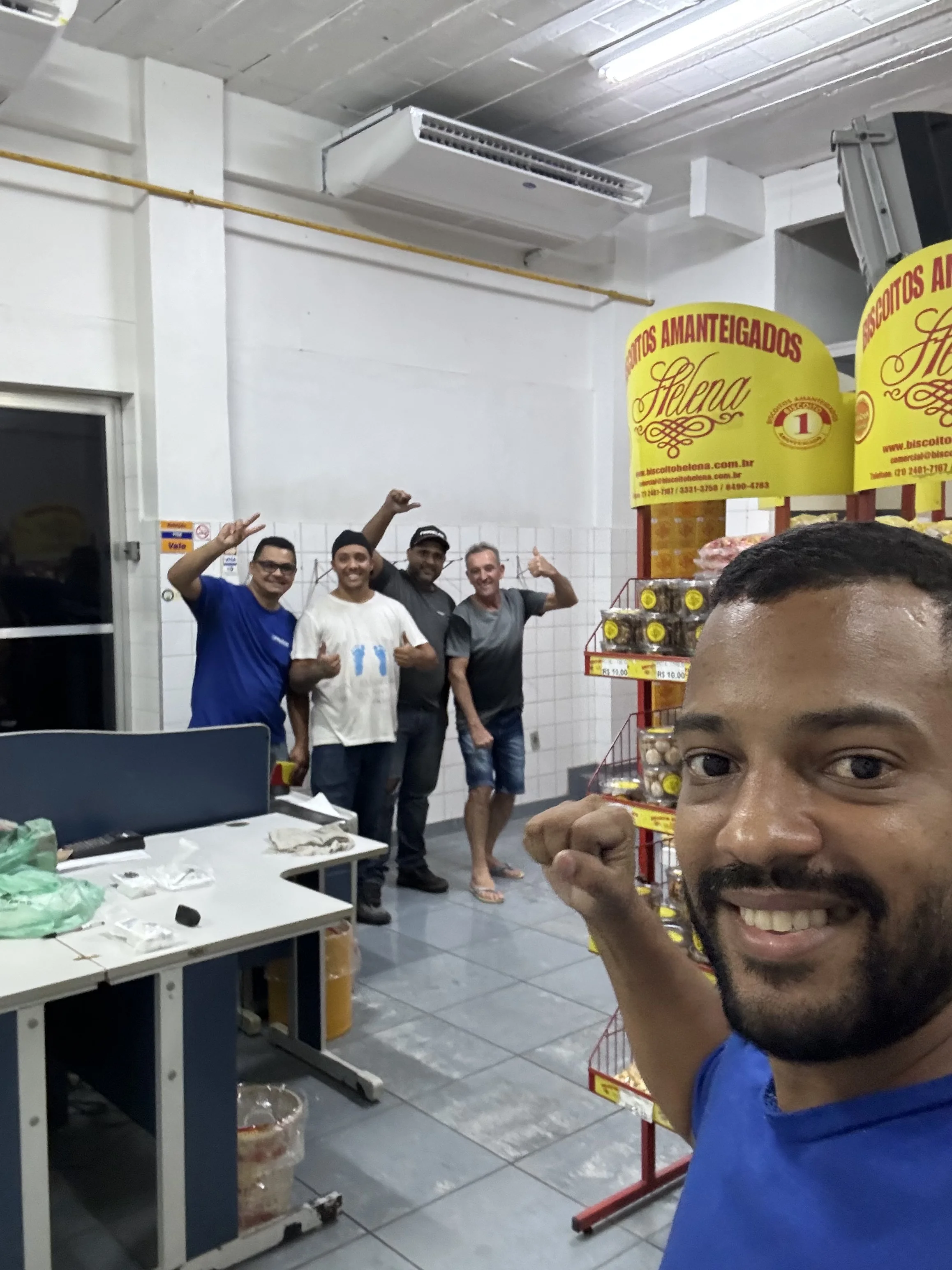 Equipe Rio Frio em atendimento - foto 4